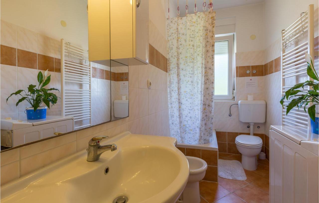 Apartment Gorgeous In With Wifi Umag